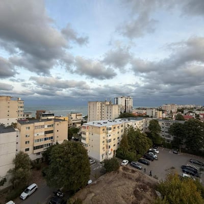 Rental of spacious 2-room apartments, 60 m², Faleza Nord, Constanța, Romania